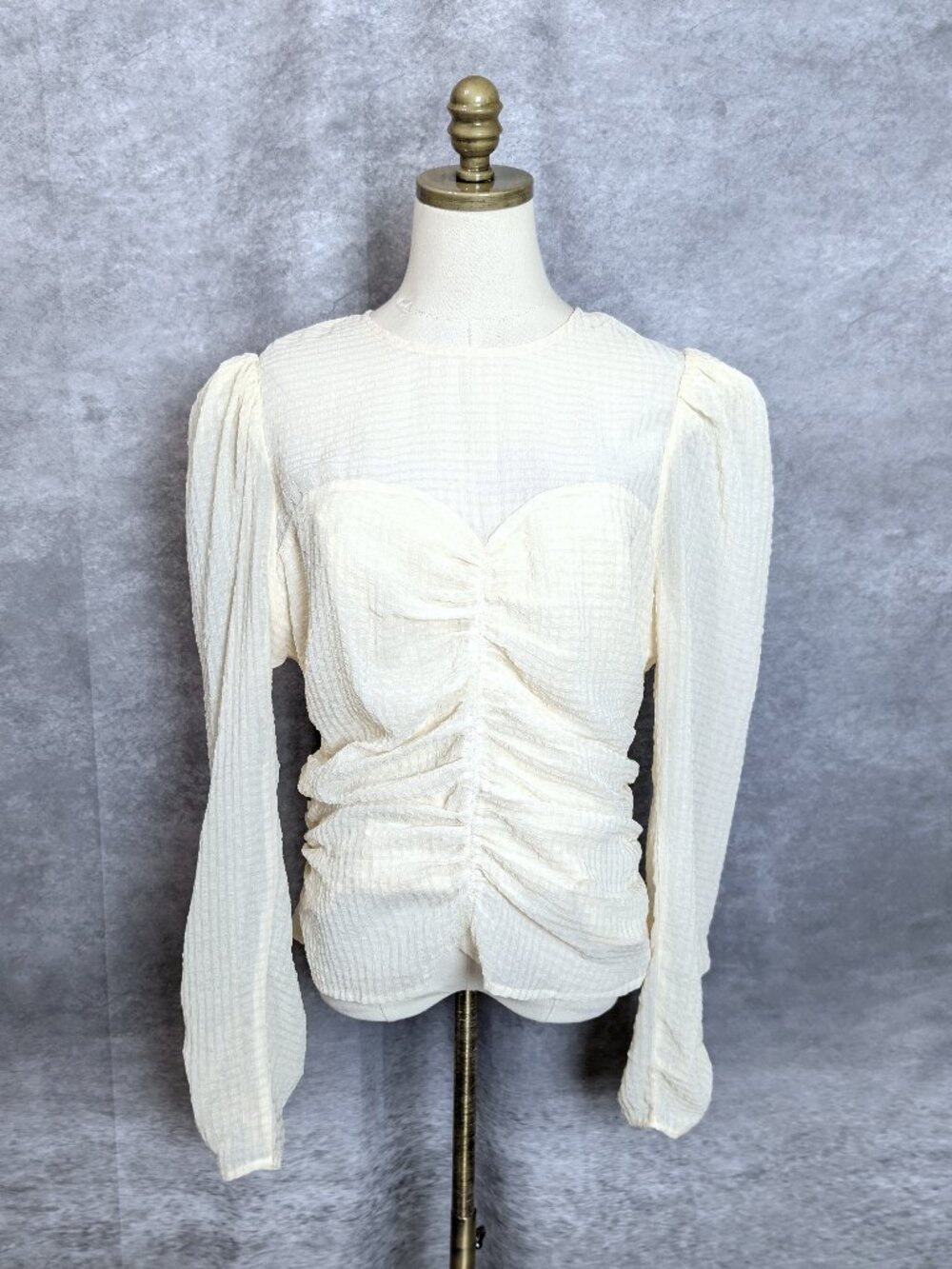NWOT ASTR The Label Ivory Long Puff Sleeve Ruched Body Blouse Top XL Romantic